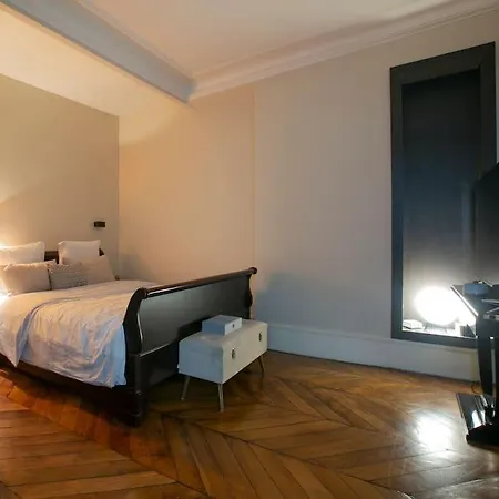 Apartamento Parisien - Madeleine, Saint Honore París